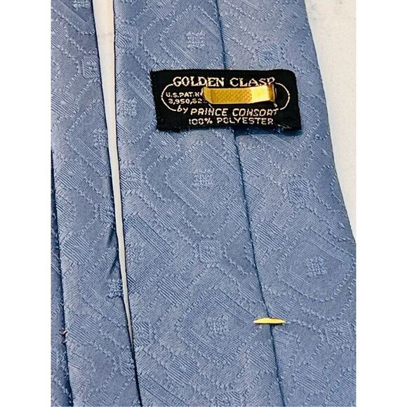 Vintage 70s Golden Clasp Prince Consort 3" Blue Deco Polyester Diamond Necktie - Picture 2 of 6